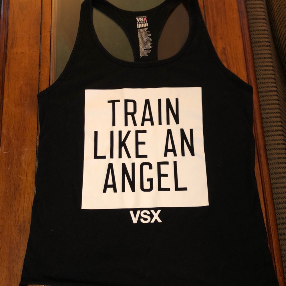 VS Tank. NWOT